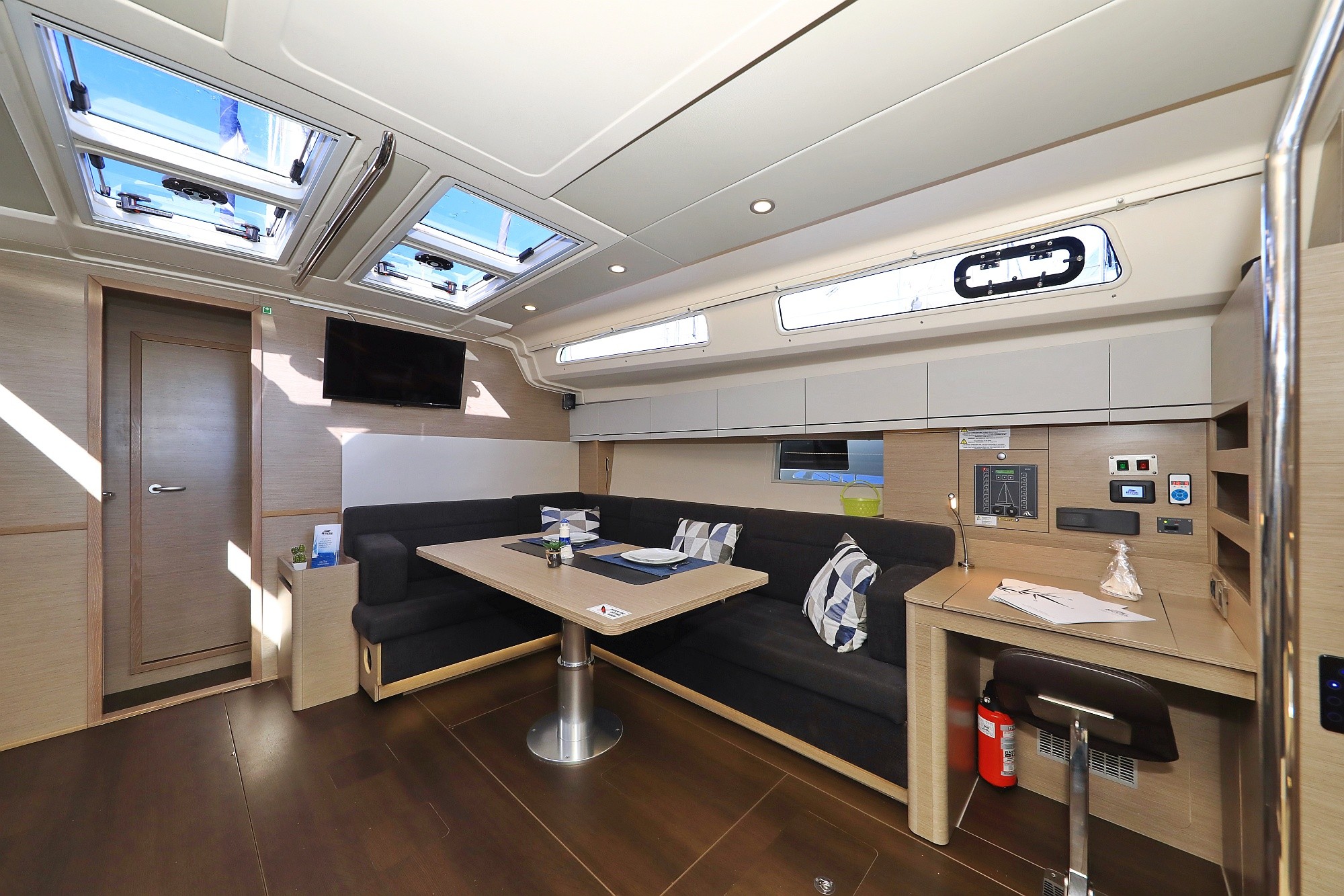 Hanse 508, Poseidon | Yacht Charter Croatia