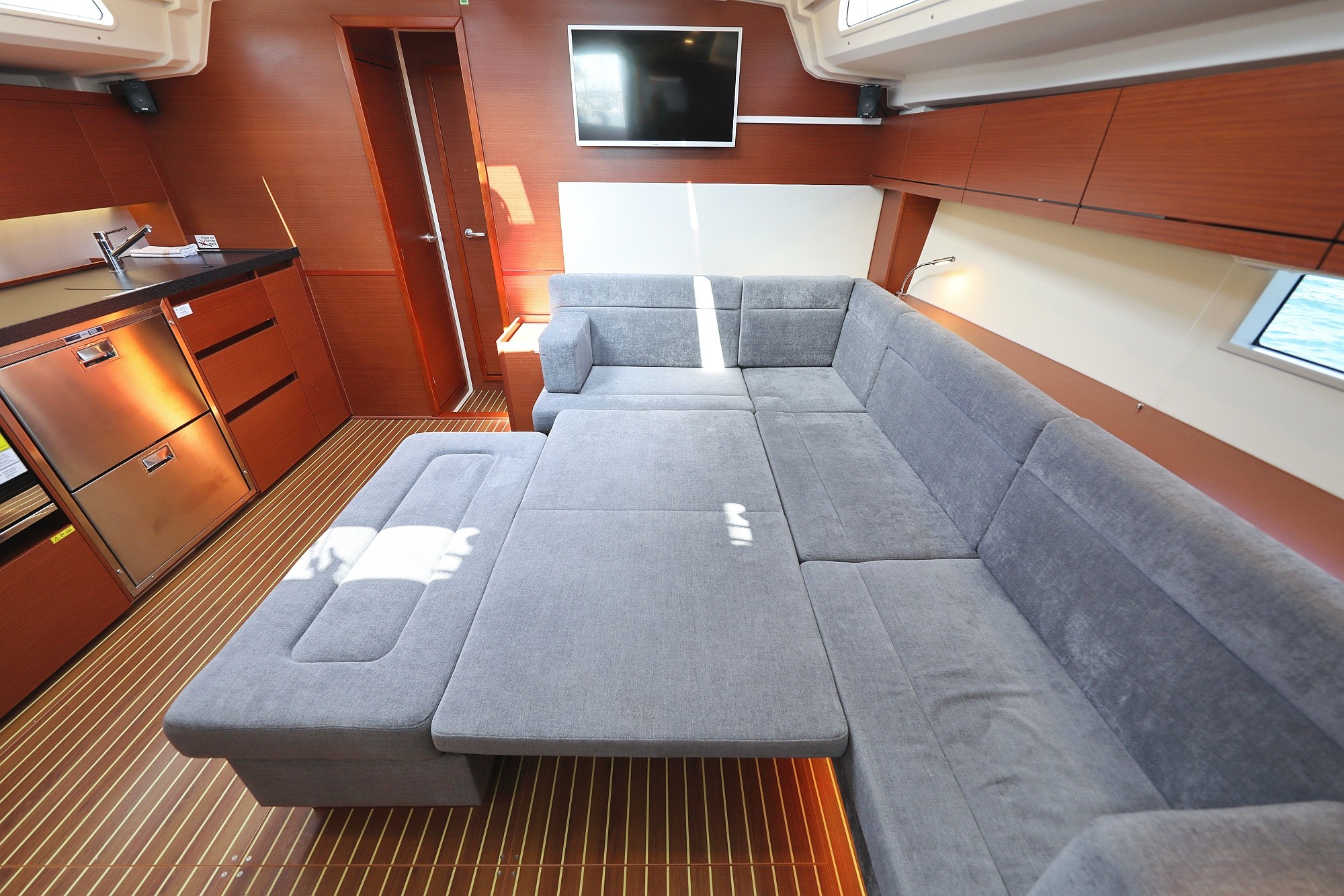 Hanse 508, Cosmopolitan | Yacht Charter Croatia