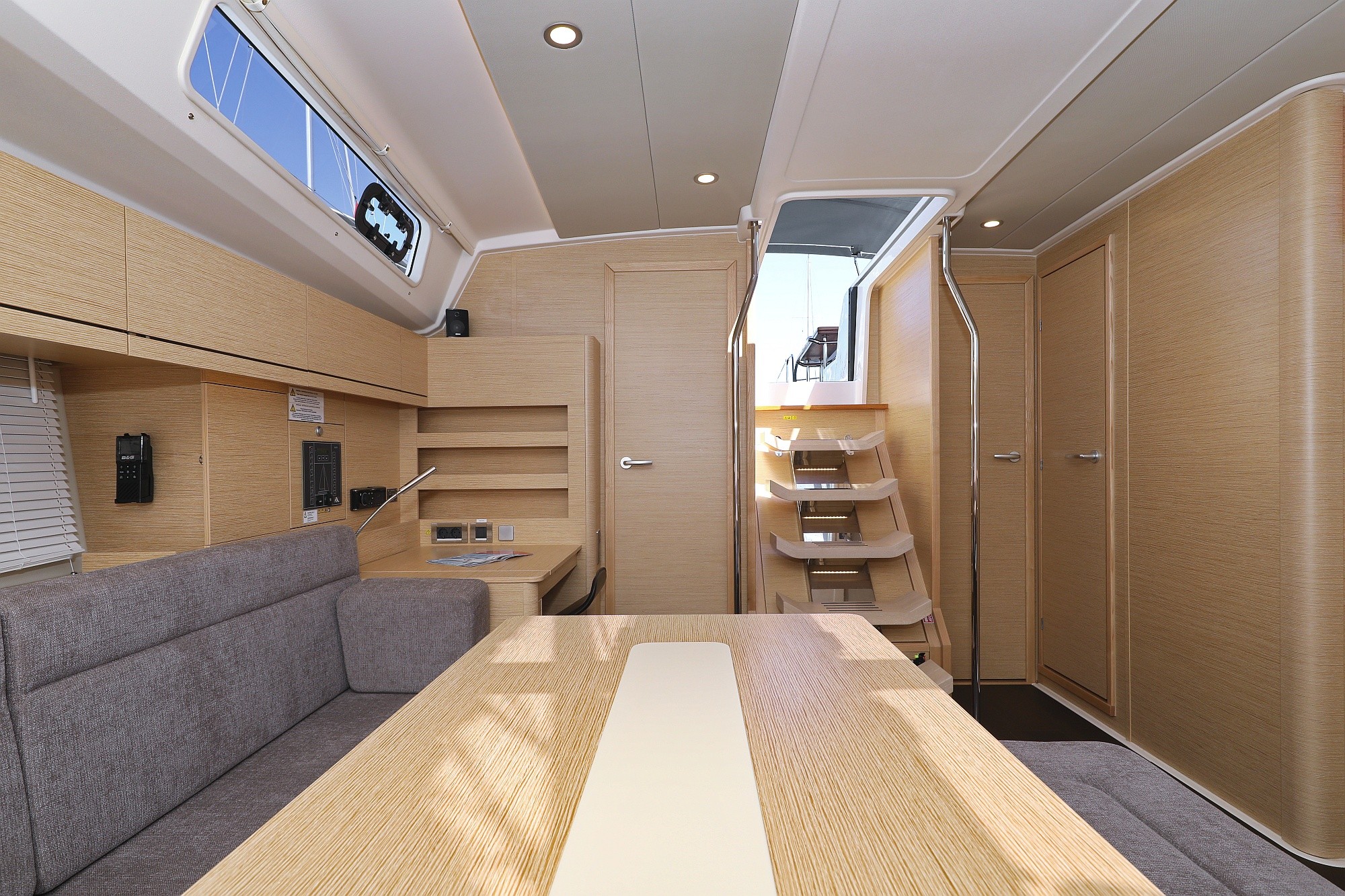 Hanse 508, Khaleesi | Yacht Charter Croatia