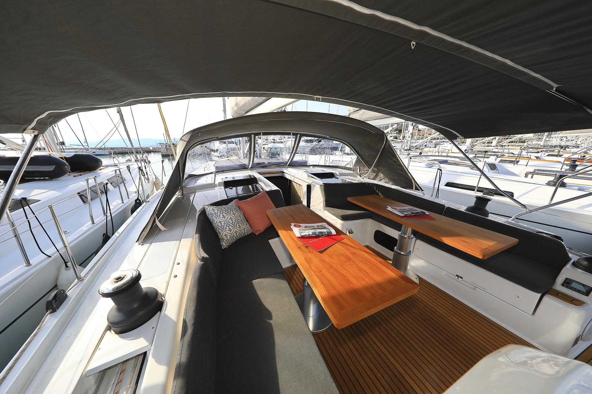 Hanse 508, Licence to Chill | Yacht Charter Croatia