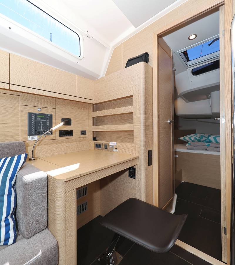 Hanse 508, Charlabelle - OW | Yacht Charter Croatia