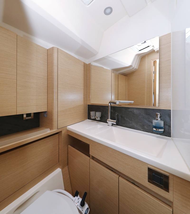 Hanse 508, Charlabelle - OW | Yacht Charter Croatia