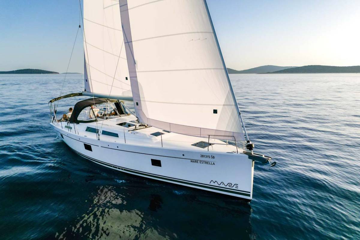 Hanse 508, Mare Estrella | Yacht Charter Croatia