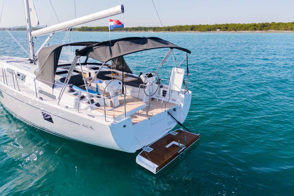 Hanse 508, Mare Estrella | Yacht Charter Croatia