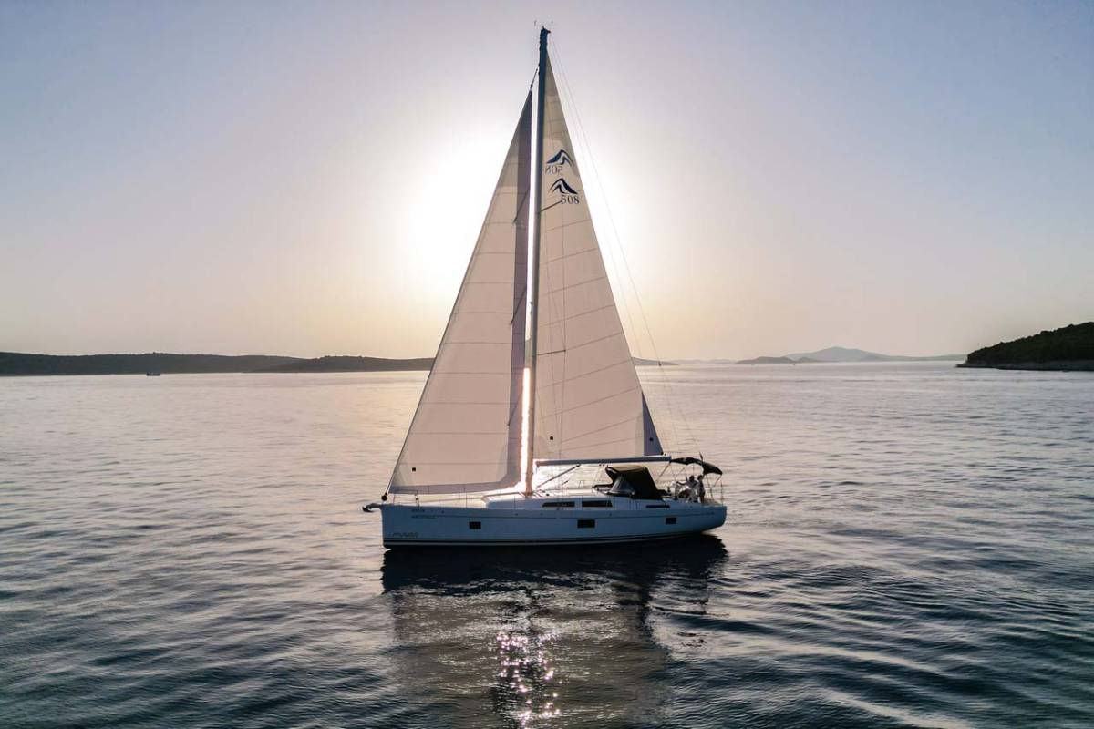 Hanse 508, Mare Estrella | Yacht Charter Croatia