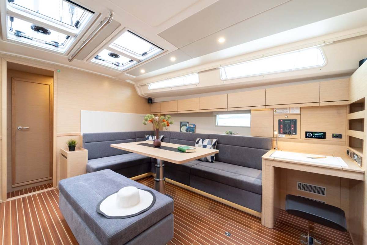 Hanse 508, Mare Estrella | Yacht Charter Croatia