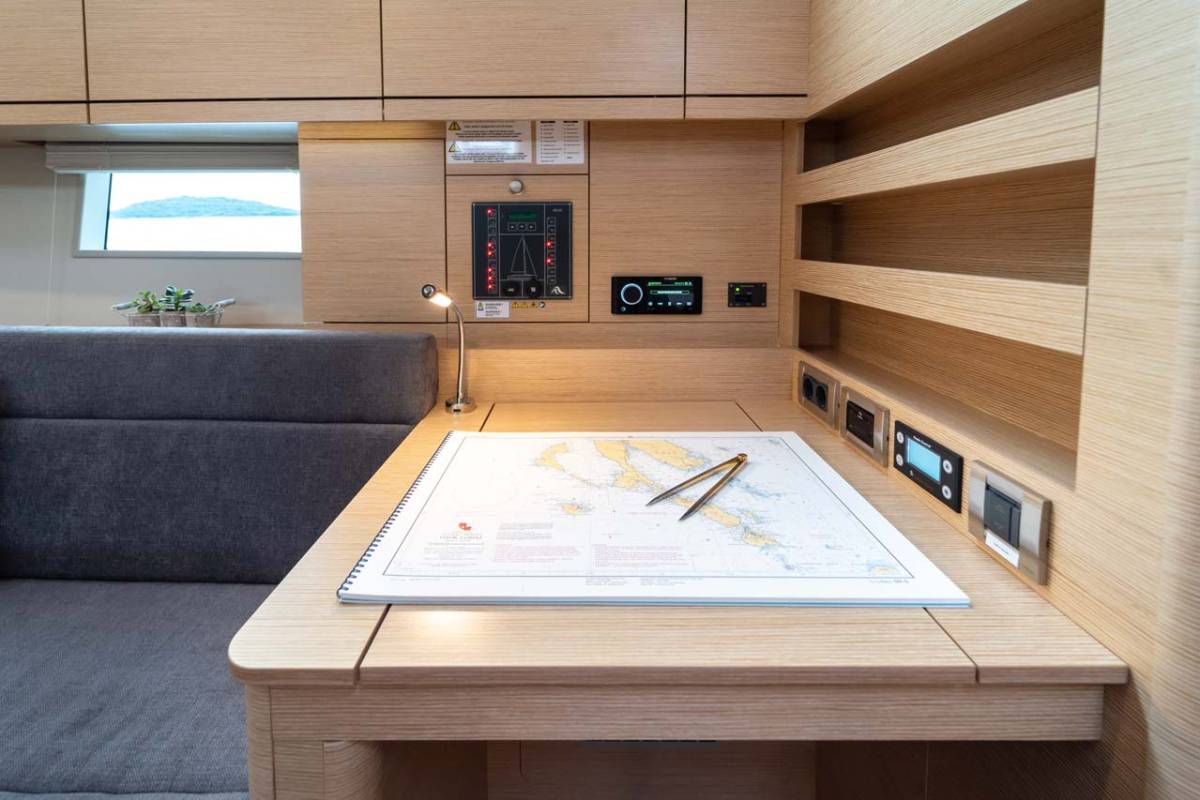 Hanse 508, Mare Estrella | Yacht Charter Croatia
