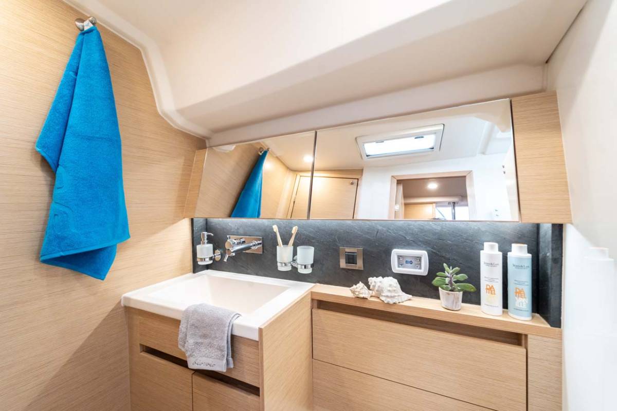 Hanse 508, Mare Estrella | Yacht Charter Croatia