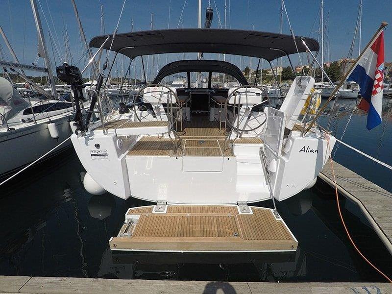 Hanse 508, Alian | Yacht Charter Croatia