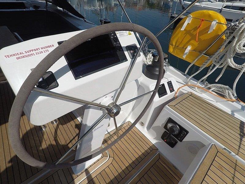 Hanse 508, Alian | Yacht Charter Croatia