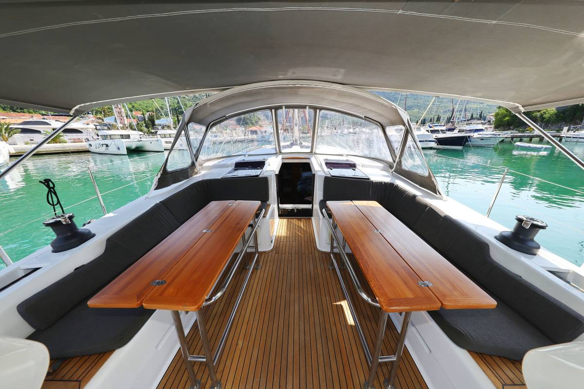 Hanse 508, Uptown Girl | Yacht Charter Croatia