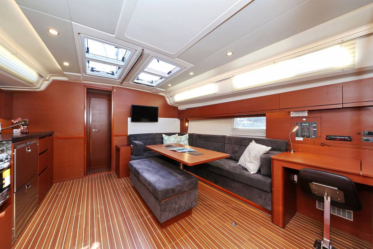 Hanse 508, Uptown Girl | Yacht Charter Croatia