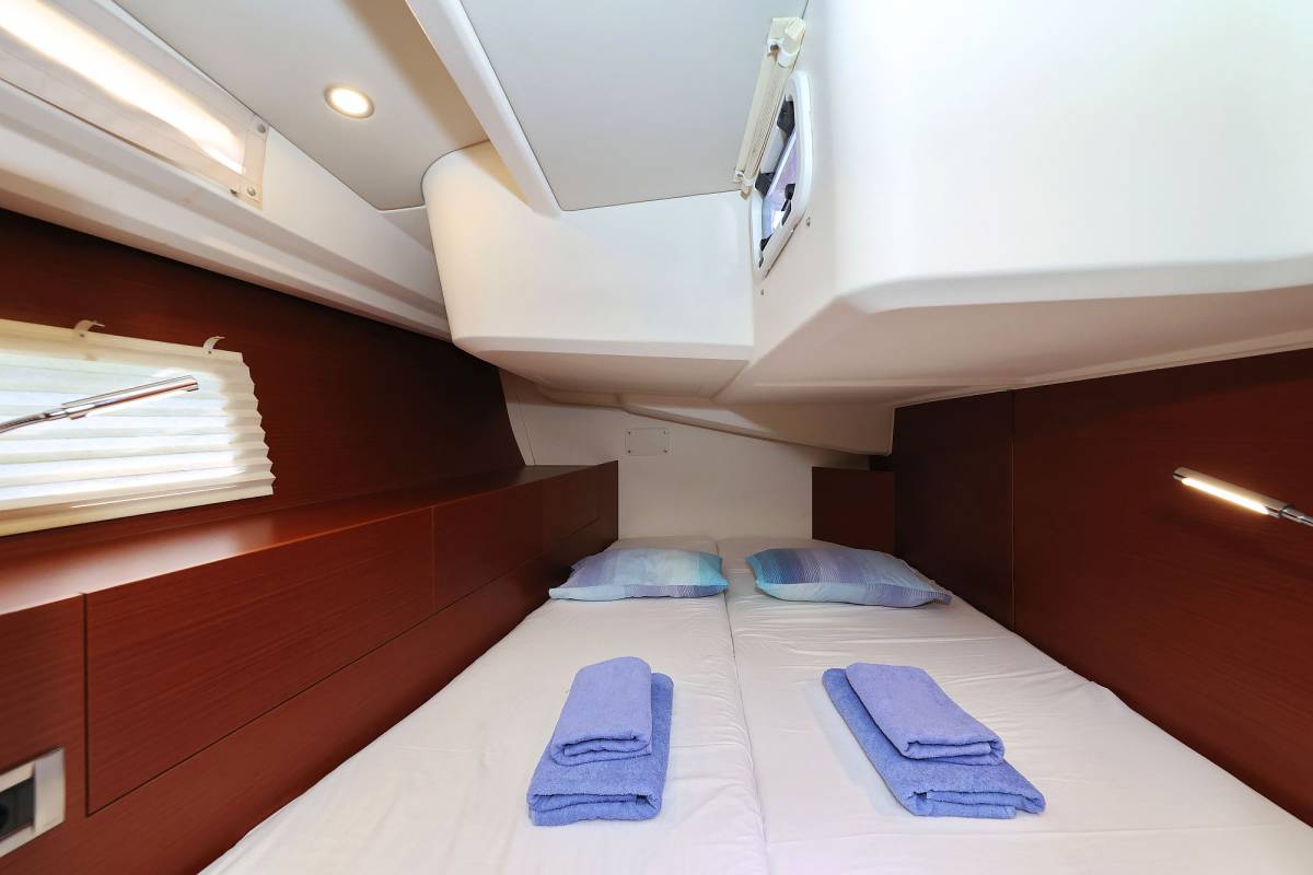 Hanse 508, Uptown Girl | Yacht Charter Croatia