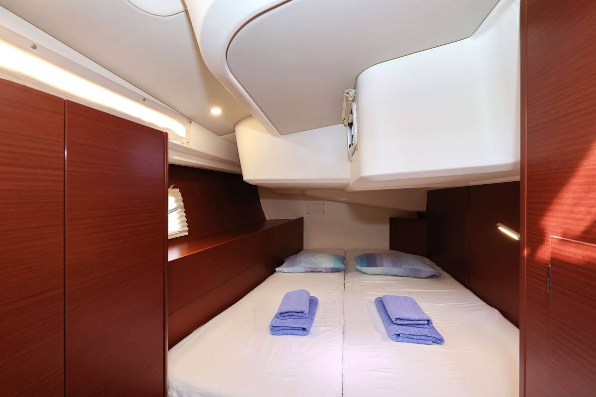 Hanse 508, Uptown Girl | Yacht Charter Croatia
