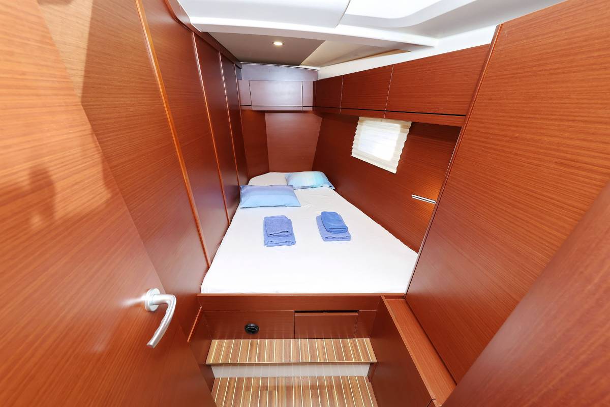 Hanse 508, Uptown Girl | Yacht Charter Croatia