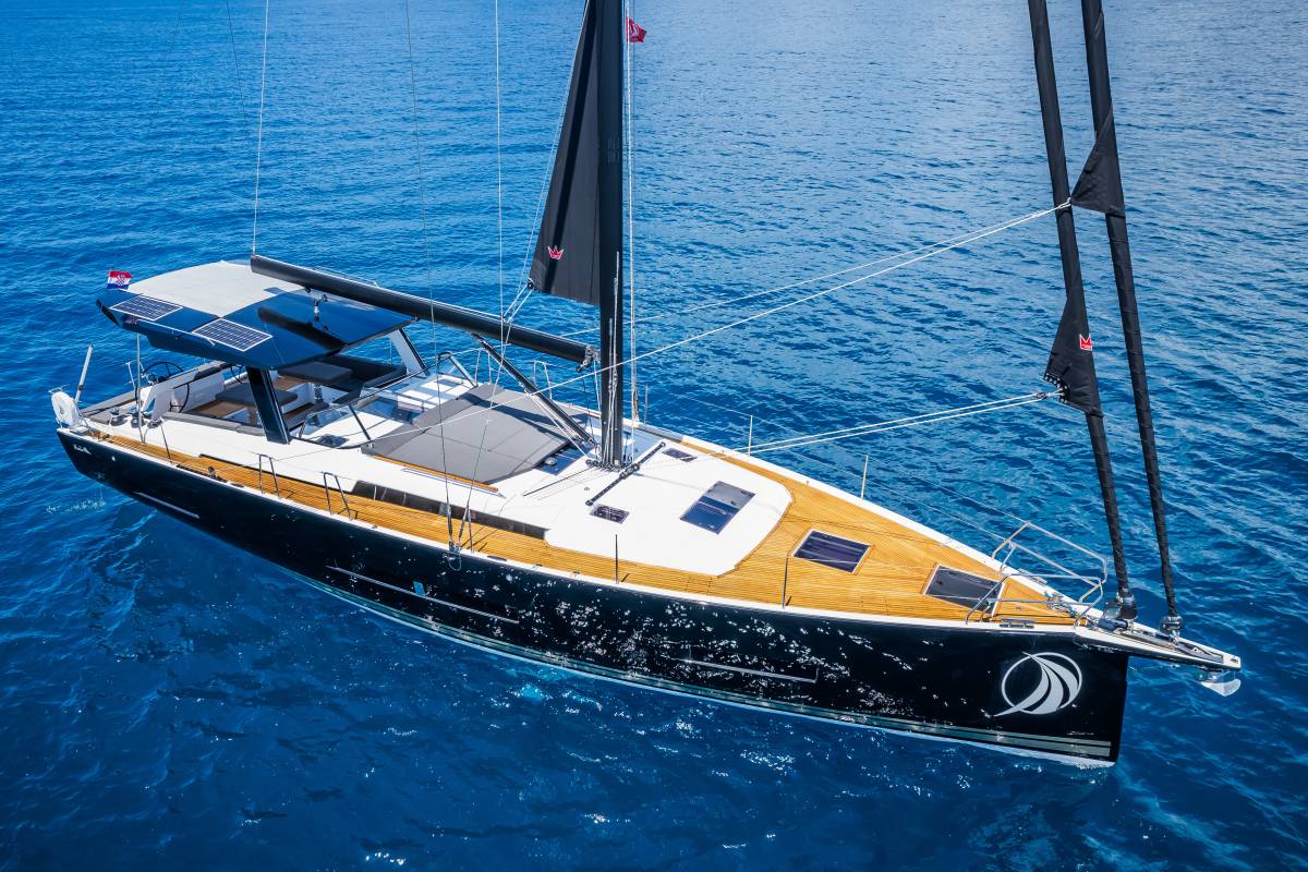 Hanse 510, Darling - OW | Yacht Charter Croatia