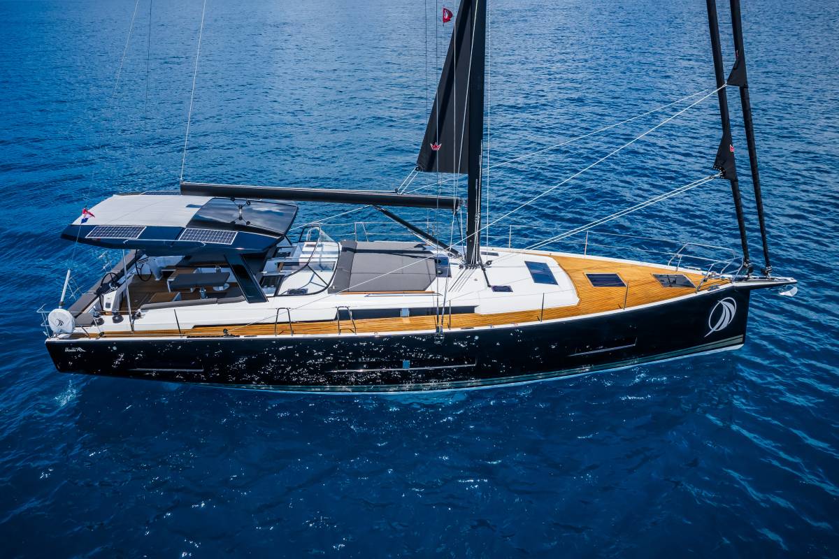 Hanse 510, Darling - OW | Yacht Charter Croatia