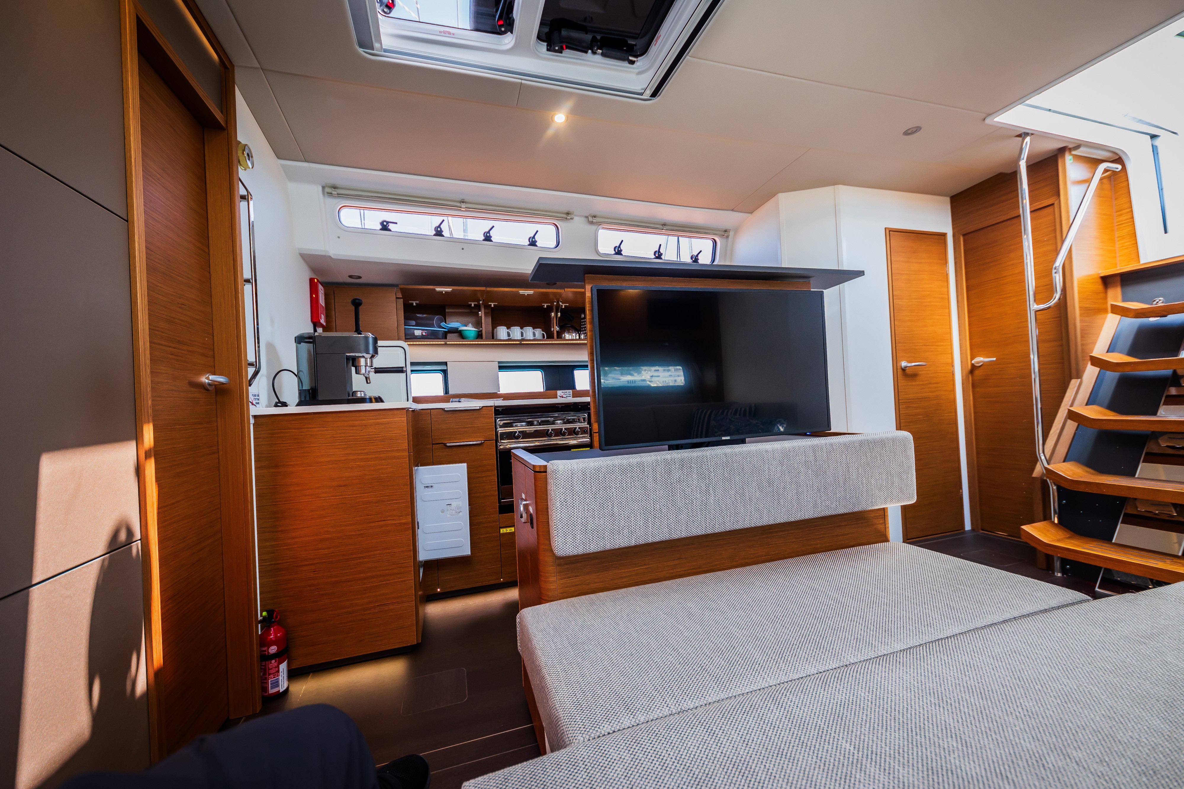 Hanse 510, Darling - OW | Yacht Charter Croatia