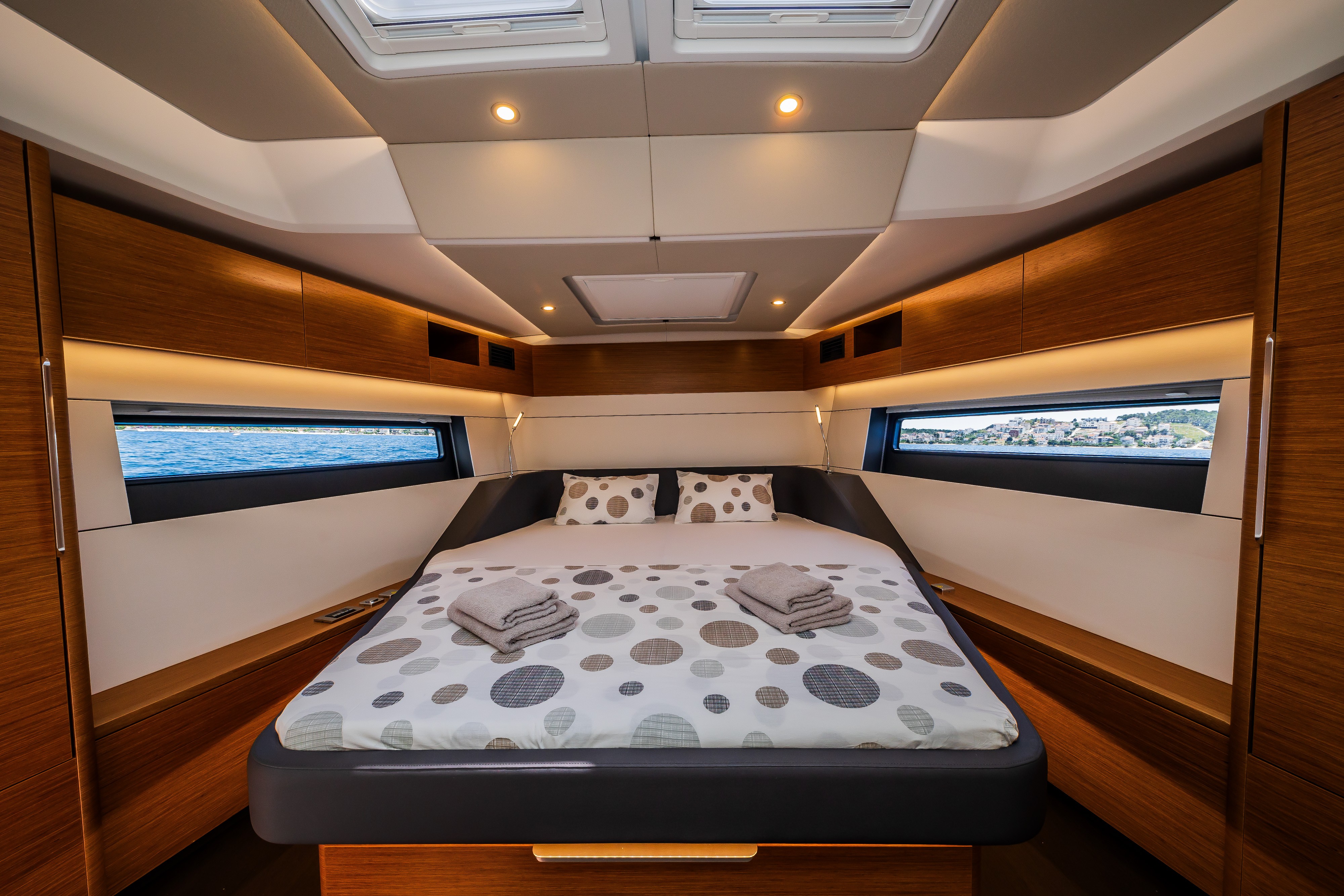 Hanse 510, Darling - OW | Yacht Charter Croatia