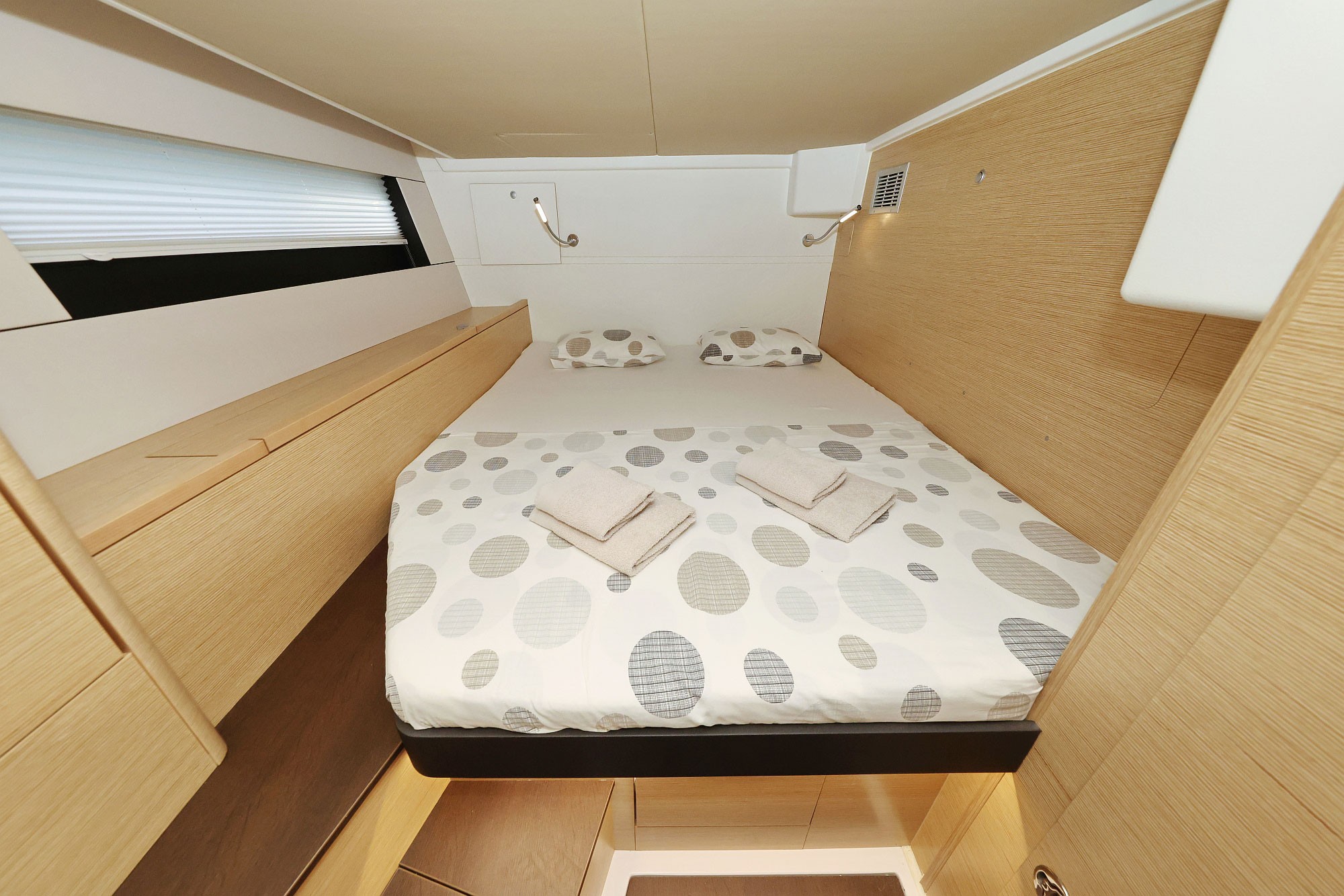 Hanse 510, Vivid | Yacht Charter Croatia