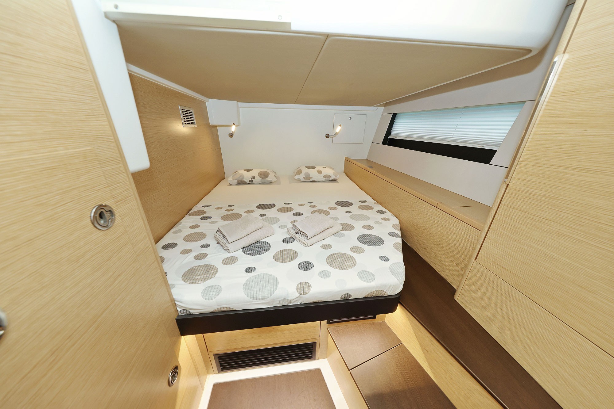 Hanse 510, Vivid | Yacht Charter Croatia