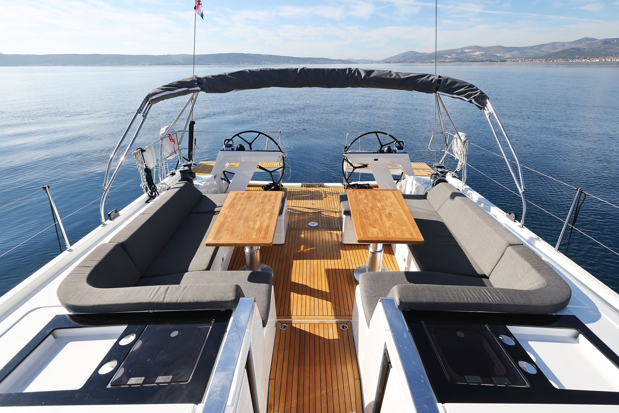 Hanse 510, Tropea - OW | Yacht Charter Croatia