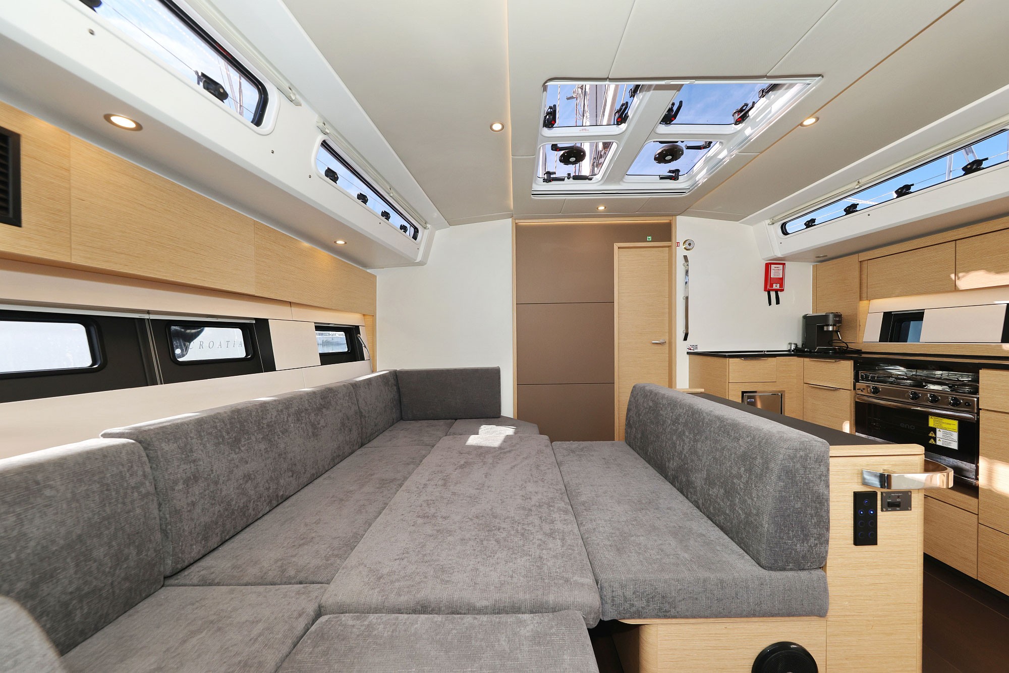 Hanse 510, Tropea - OW | Yacht Charter Croatia