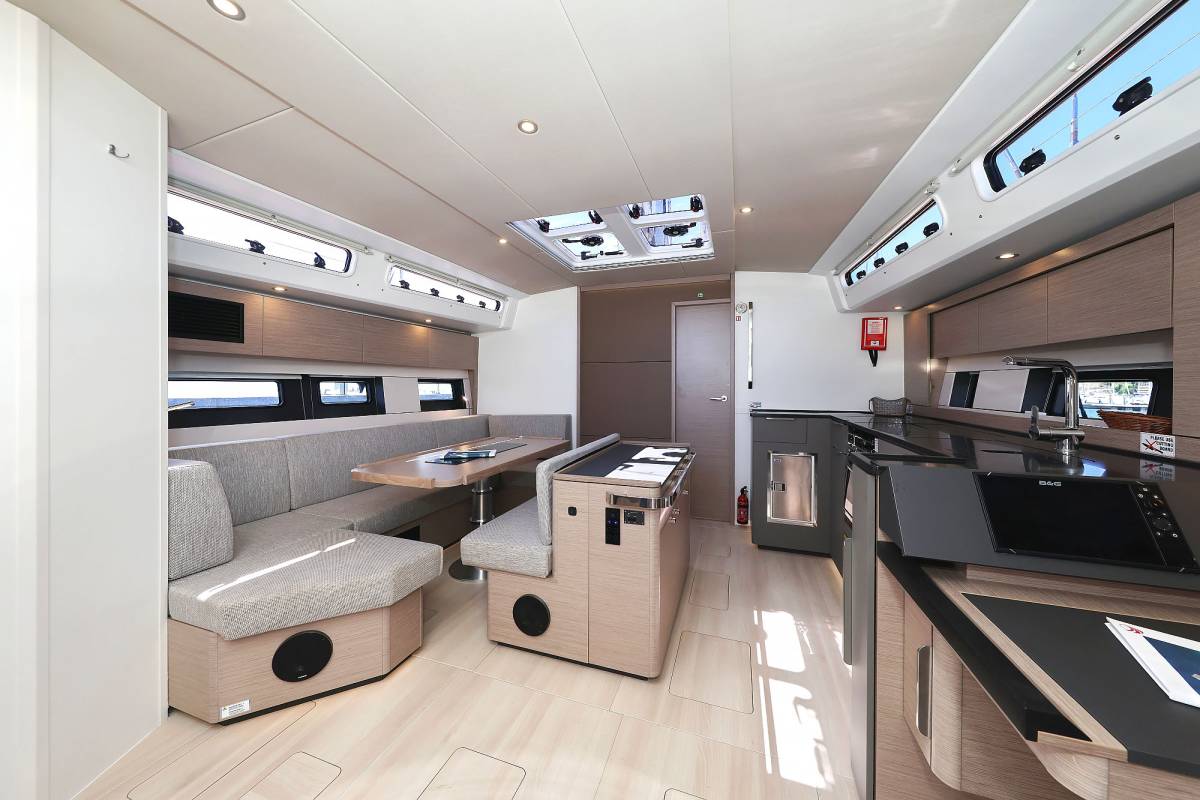 Hanse 510, Ocean Phoenix - OW | Yacht Charter Croatia