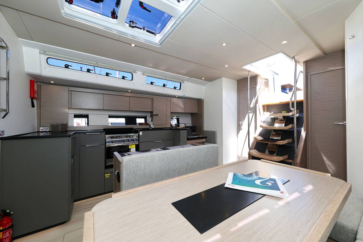 Hanse 510, Ocean Phoenix - OW | Yacht Charter Croatia