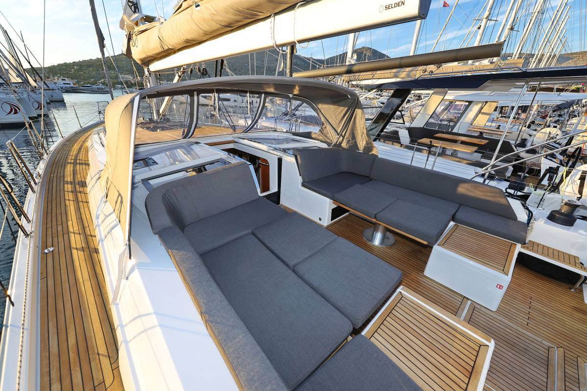 Hanse 510, Alma - OW | Yacht Charter Croatia