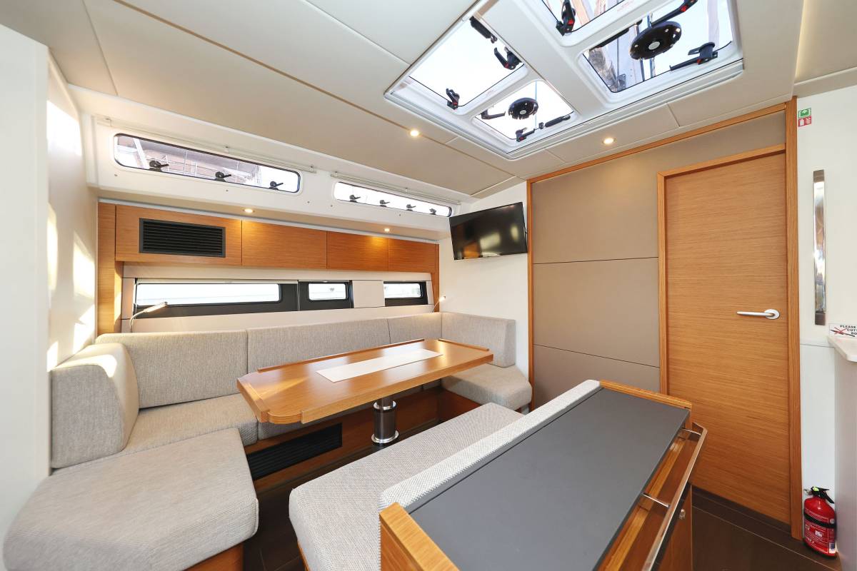 Hanse 510, Alma - OW | Yacht Charter Croatia