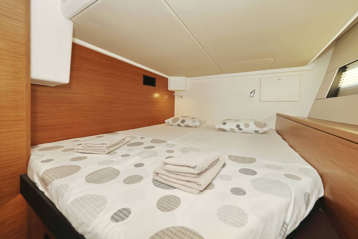 Hanse 510, Alma - OW | Yacht Charter Croatia
