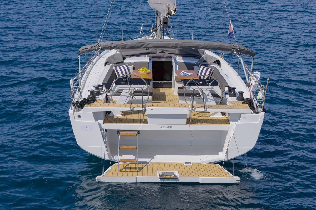 Hanse 510, Amber - OW | Yacht Charter Croatia