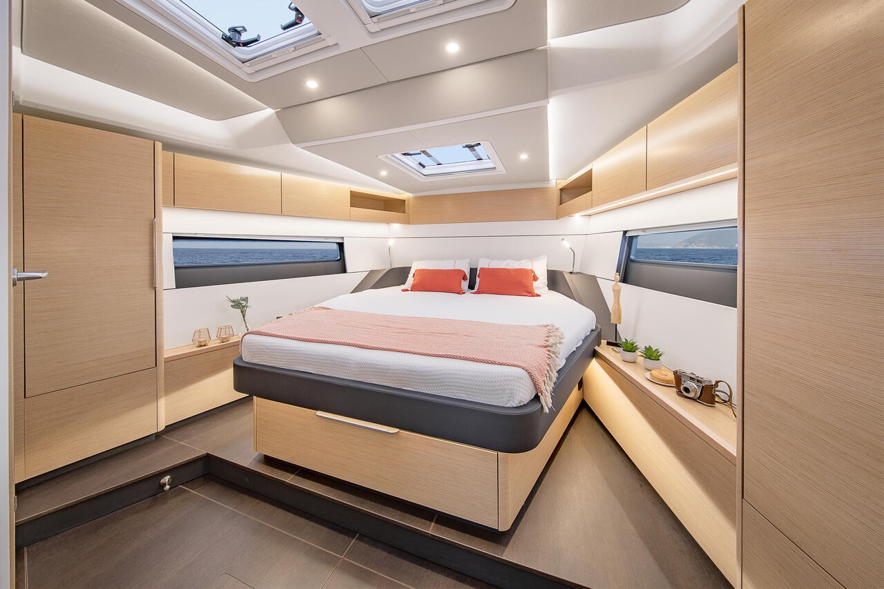 Hanse 510, Amber - OW | Noleggio di Yacht Croazia