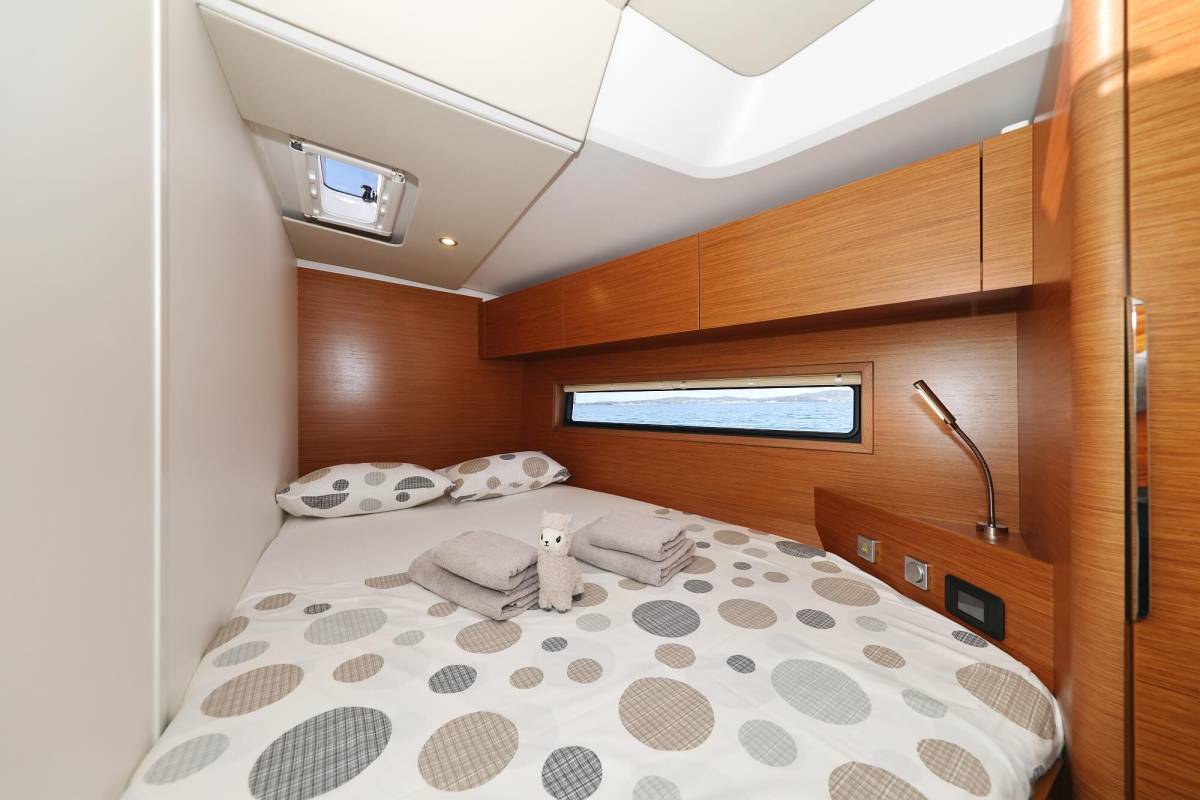 Hanse 510, Balance | Yacht Charter Croatia
