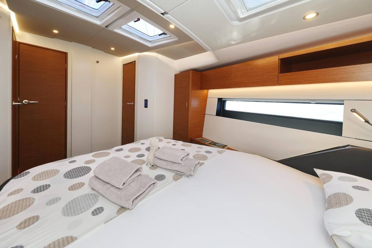 Hanse 510, Illusion | Yacht Charter Croatia