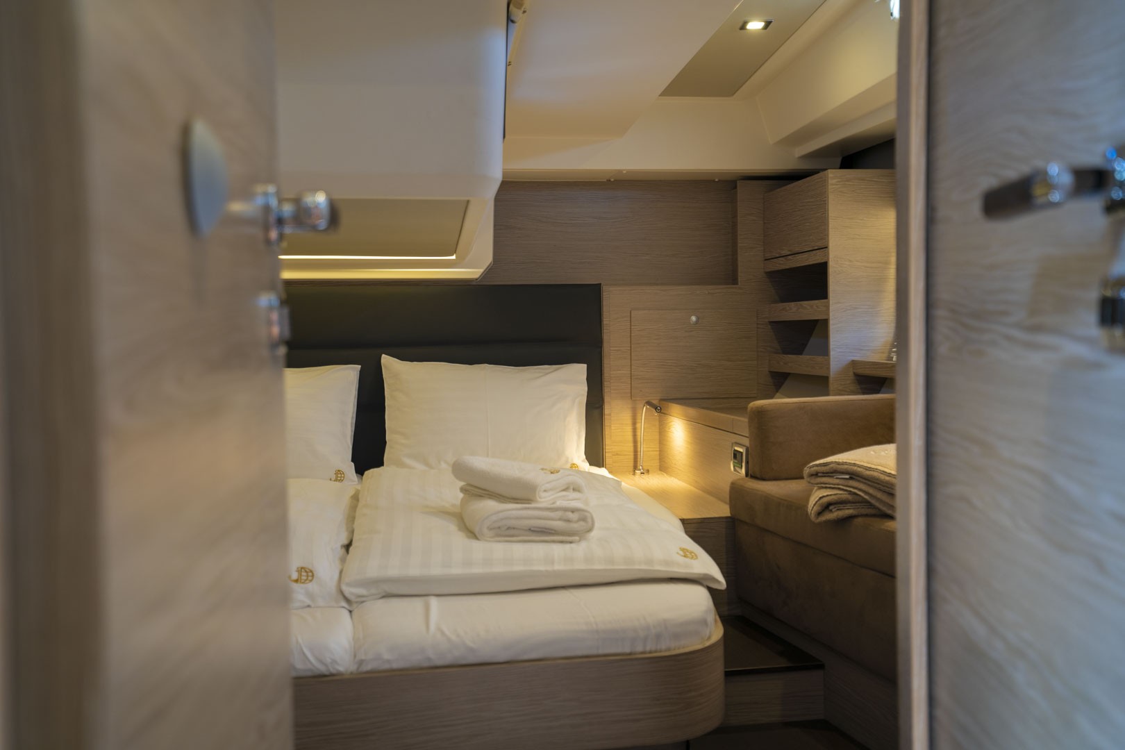 Hanse 548, Mila Felice | Yacht Charter Croatia