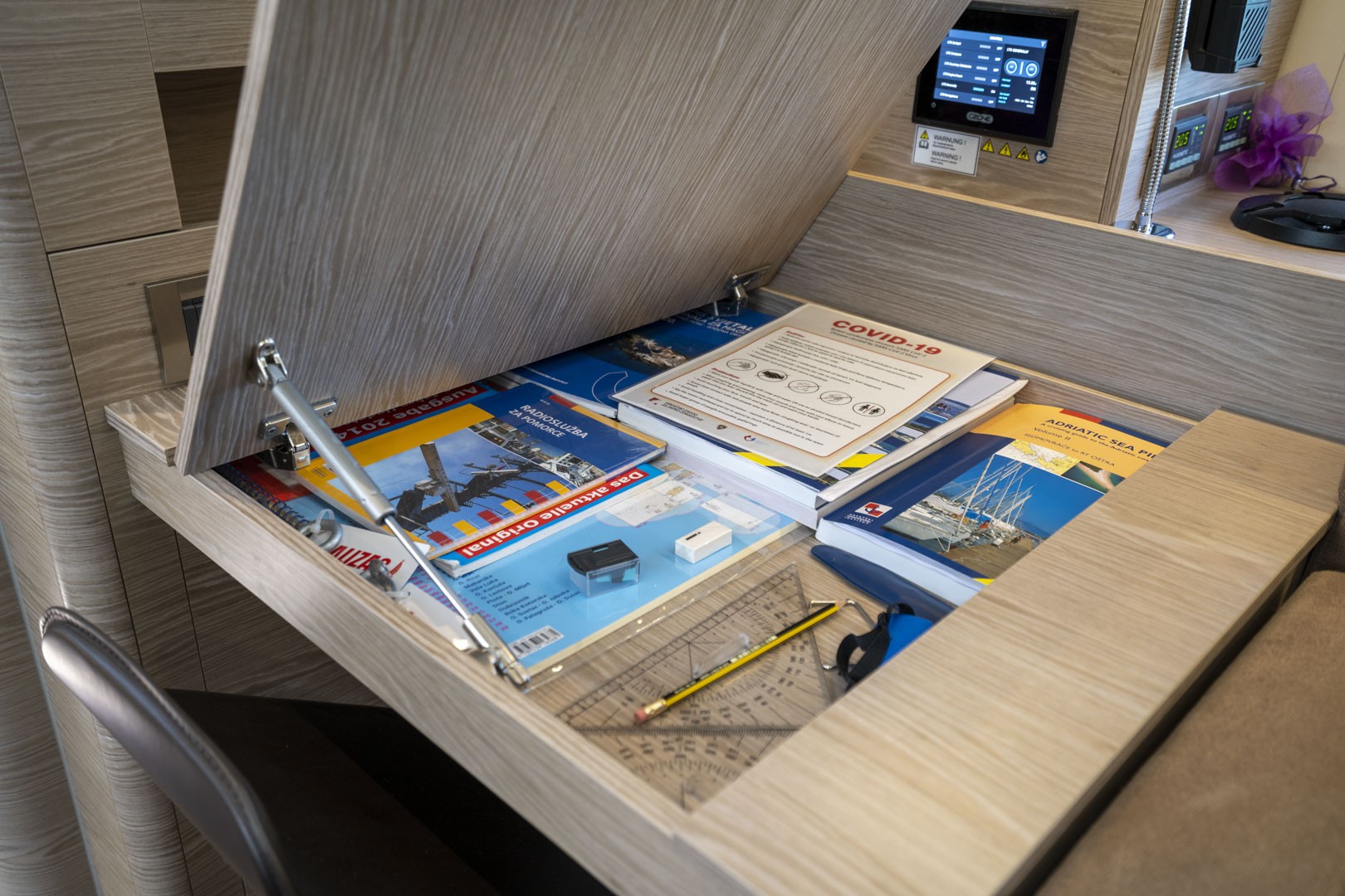 Hanse 548, Mila Felice | Yacht Charter Croatia