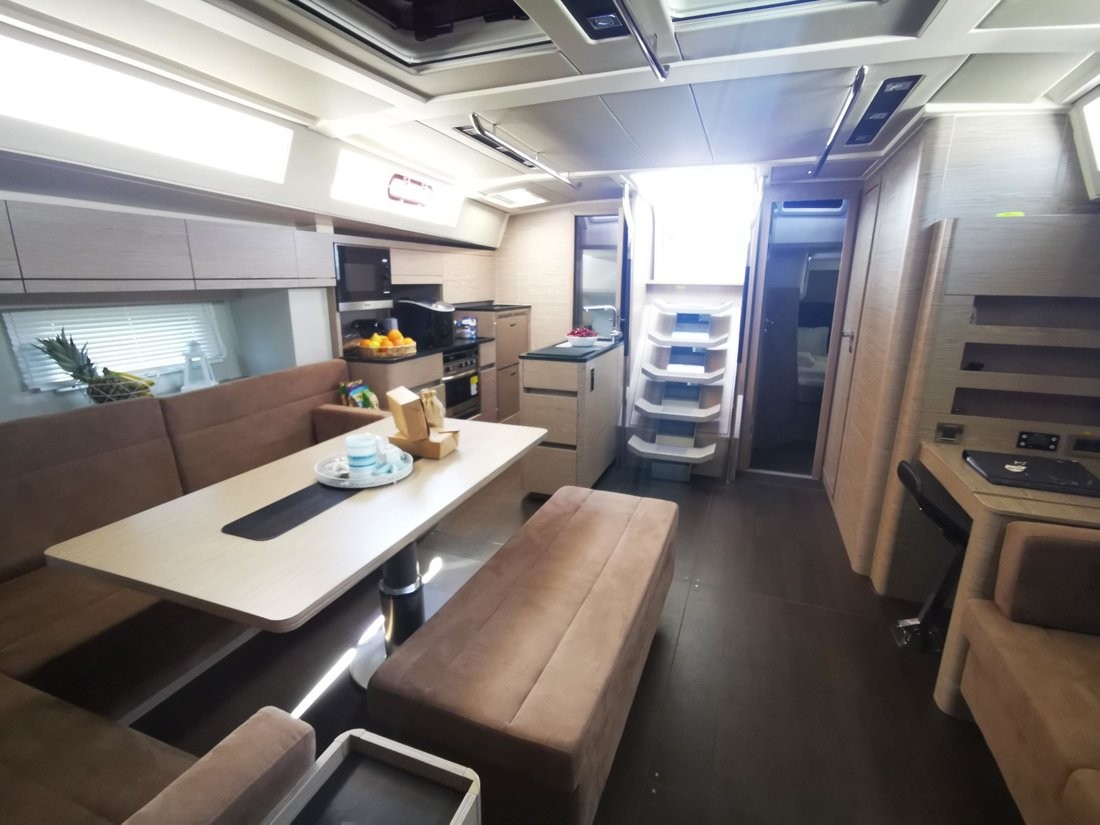 Hanse 548, Mila Felice | Yacht Charter Croatia