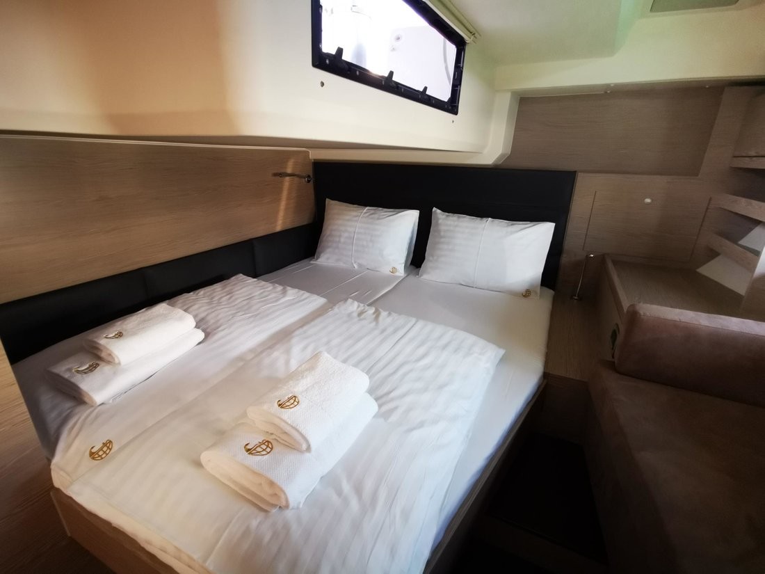 Hanse 548, Mila Felice | Yacht Charter Croatia