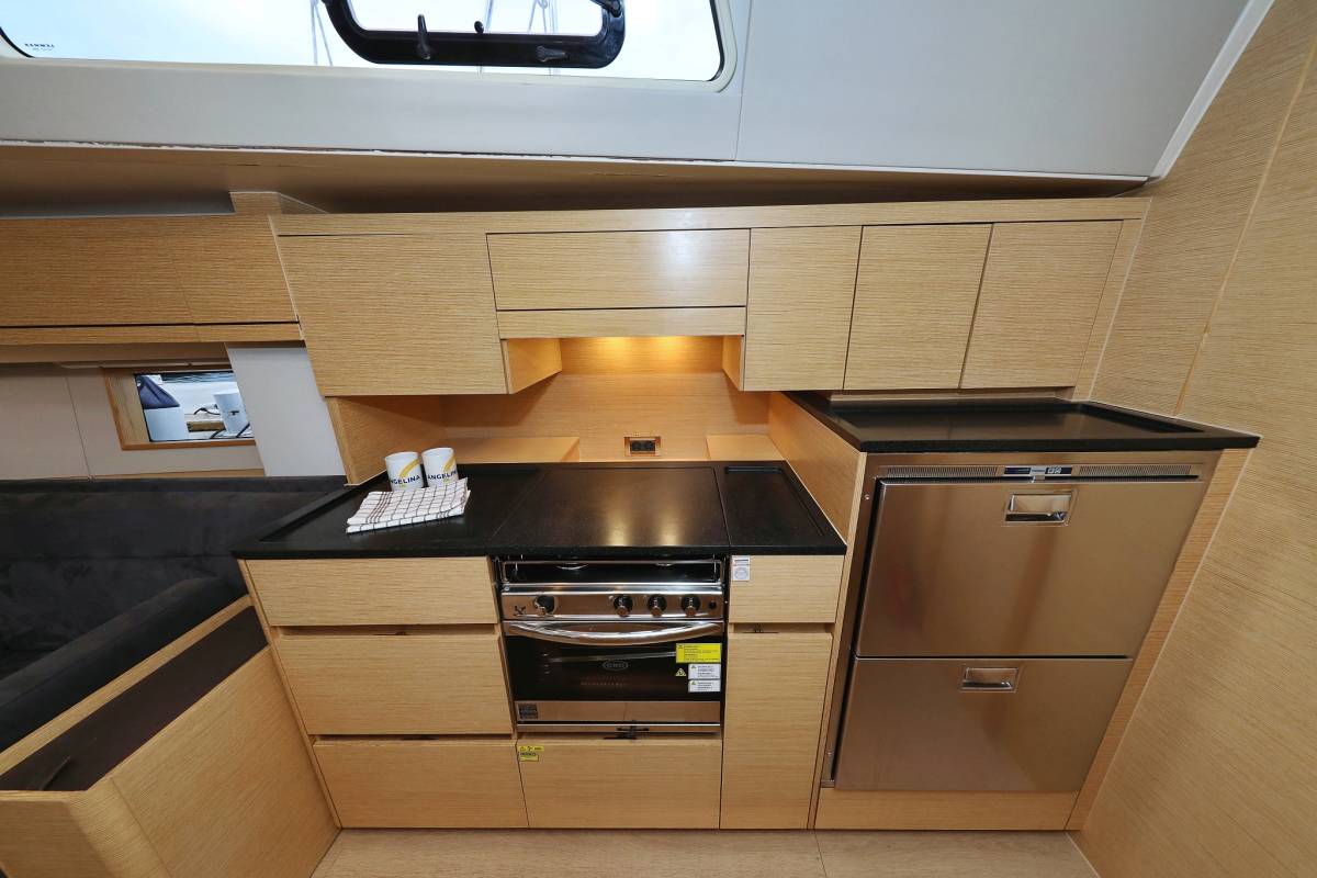 Hanse 548, Air King | Yacht Charter Croatia