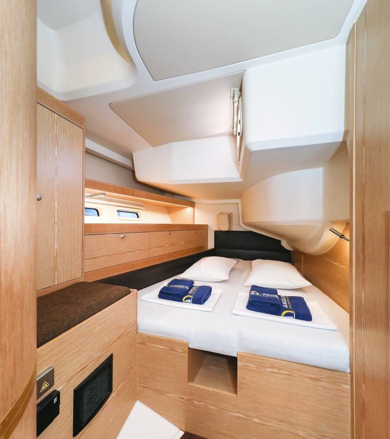 Hanse 575, Vidar | Yacht Charter Croatia