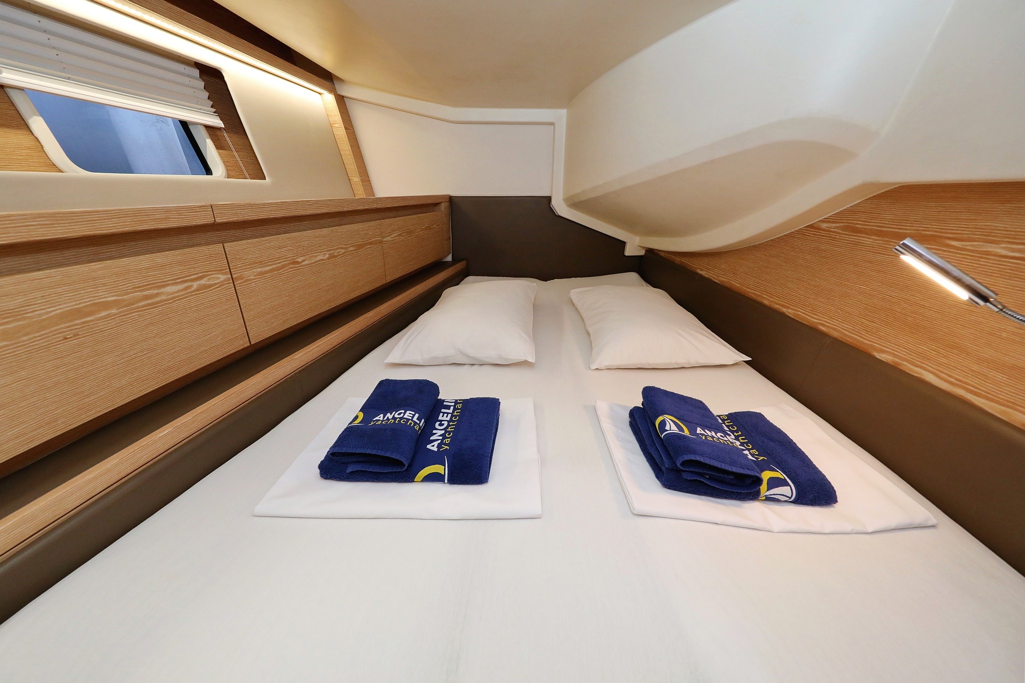 Hanse 588, Jasmine | Yacht Charter Croatia