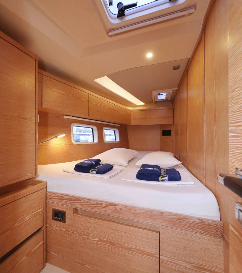 Hanse 588, Jasmine | Yacht Charter Croatia