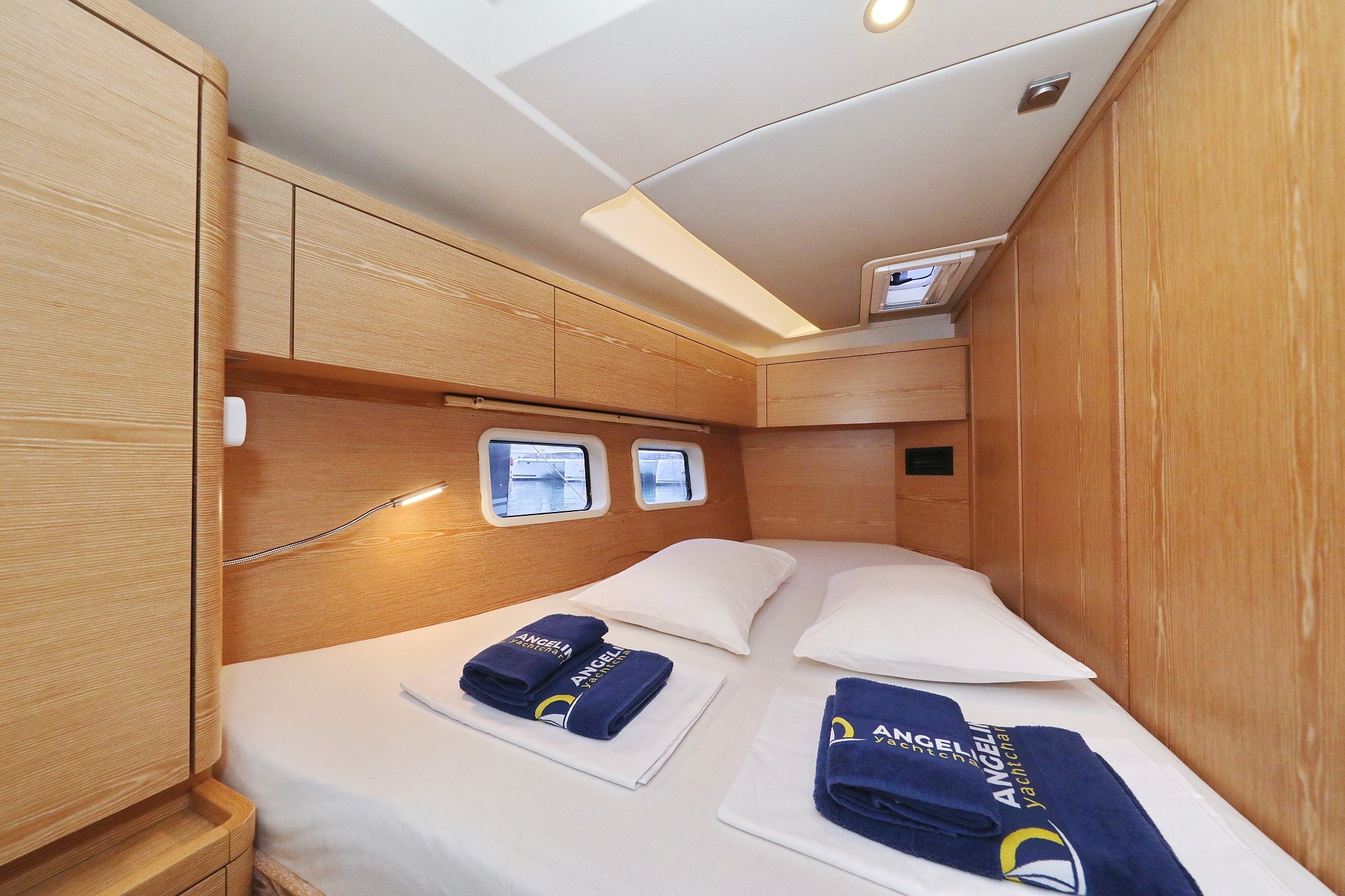 Hanse 588, Jasmine | Yacht Charter Croatia