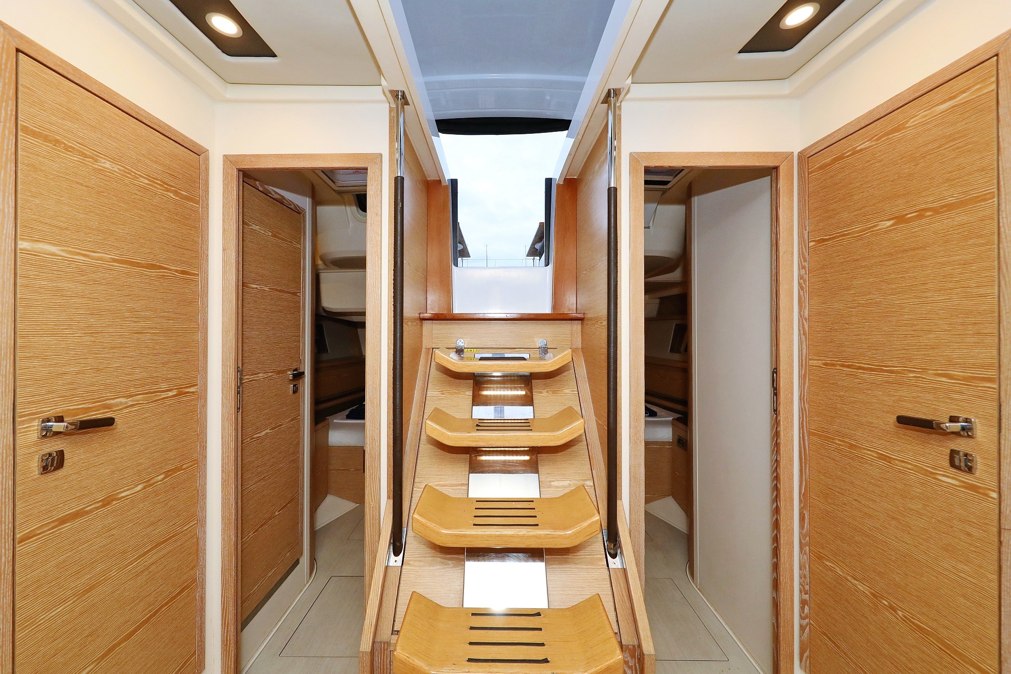 Hanse 588, Jasmine | Yacht Charter Croatia