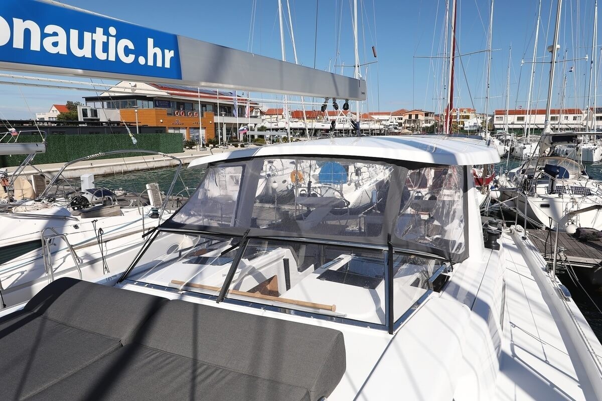 Hanse 588, Constanta | Yacht Charter Croatia