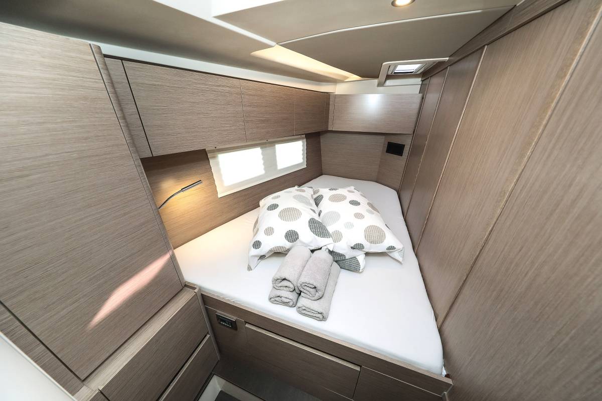 Hanse 588, Hot Stuff | Yacht Charter Croatia