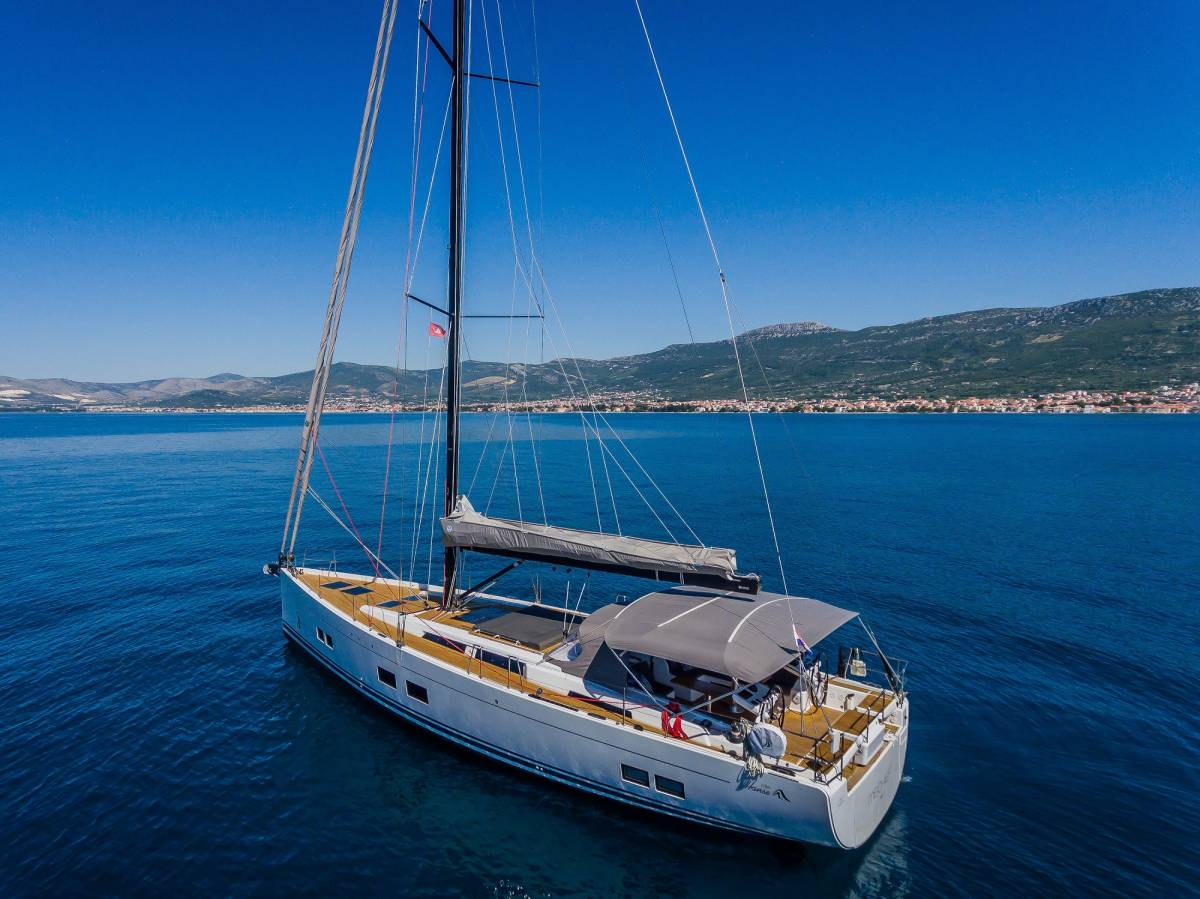 Hanse 588, Mischief 2.0 | Yacht Charter Croatia