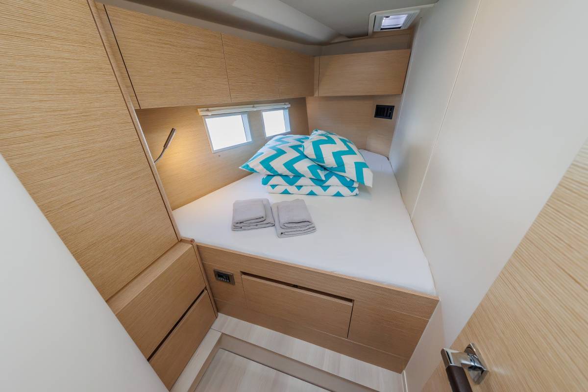 Hanse 588, Mischief 2.0 | Yacht Charter Croatia